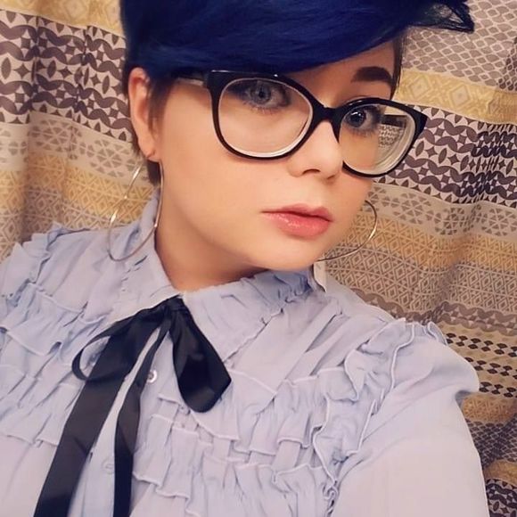 Meet your Posher, Emmie - Picture 1 of 1